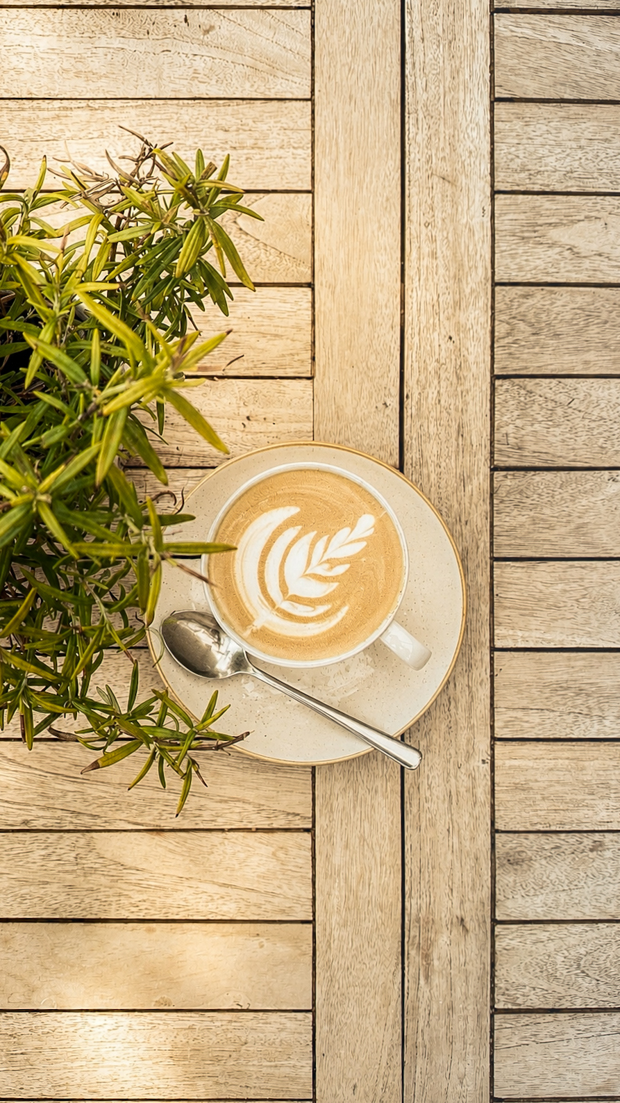 Flat white with latte art